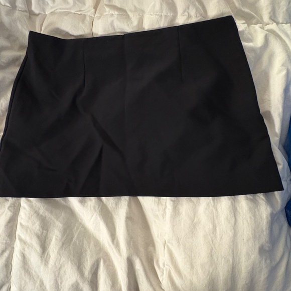 Abercrombie & Fitch Mini Skort - Picture 3 of 3